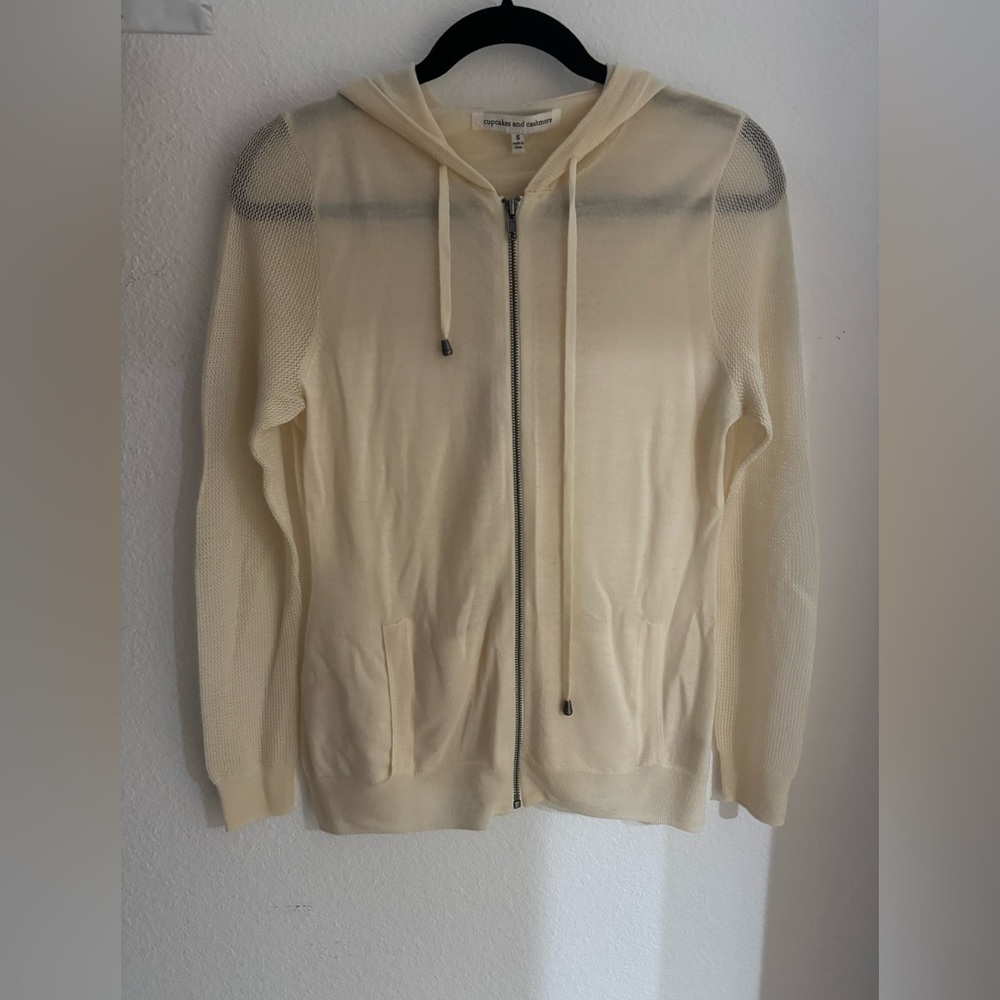 Cupcakes & cashmere NWOT zip up
